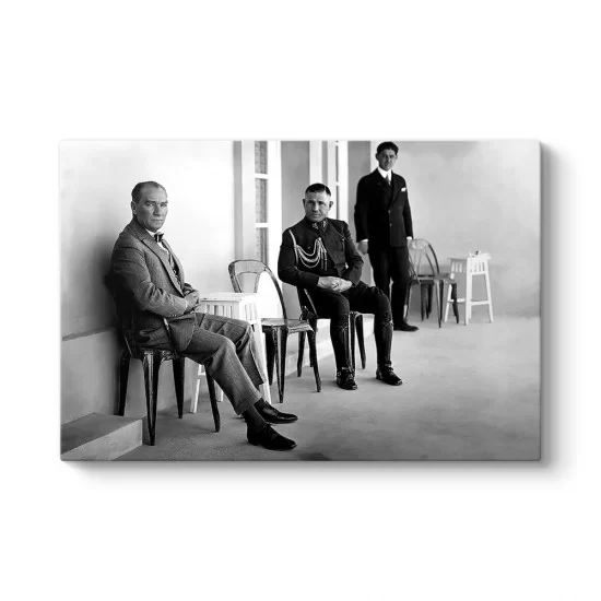 Atatürk ve Yaveri Rusuhi Bey Tablosu