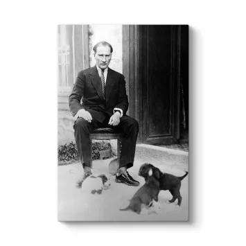 Atatürk ve Yavru Köpekler Tablosu